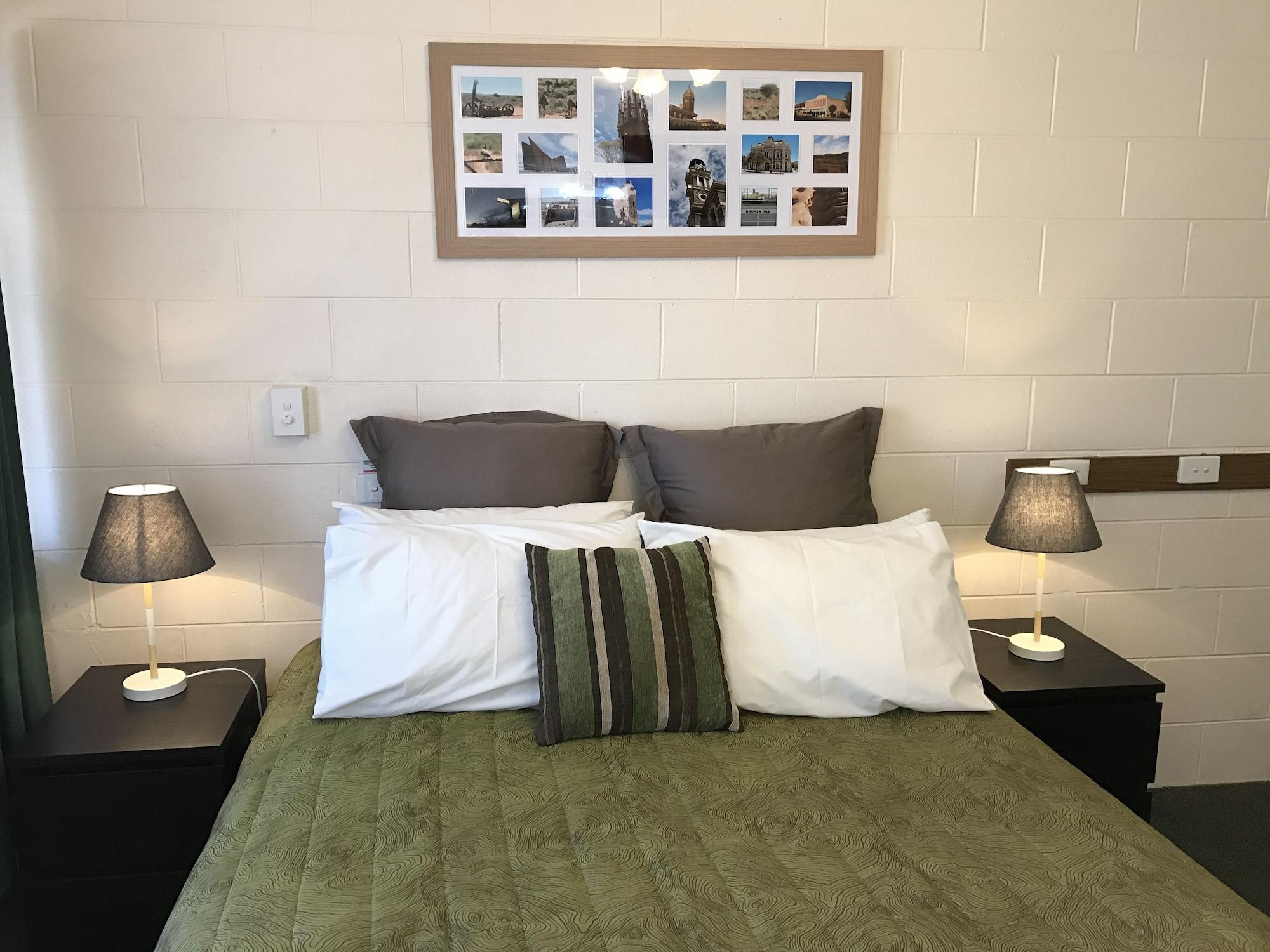 The Lodge Outback Motel Broken Hill Eksteriør bilde