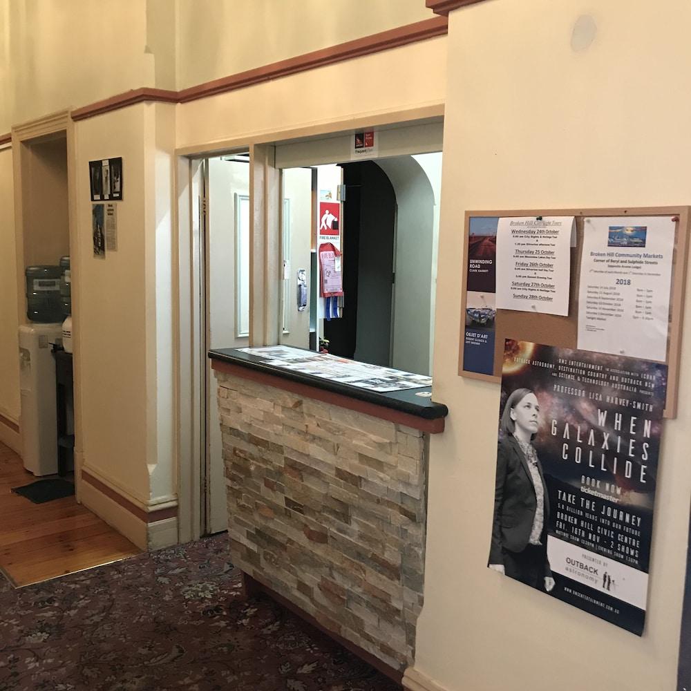 The Lodge Outback Motel Broken Hill Eksteriør bilde