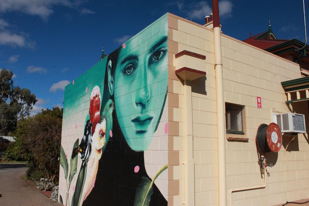 The Lodge Outback Motel Broken Hill Eksteriør bilde