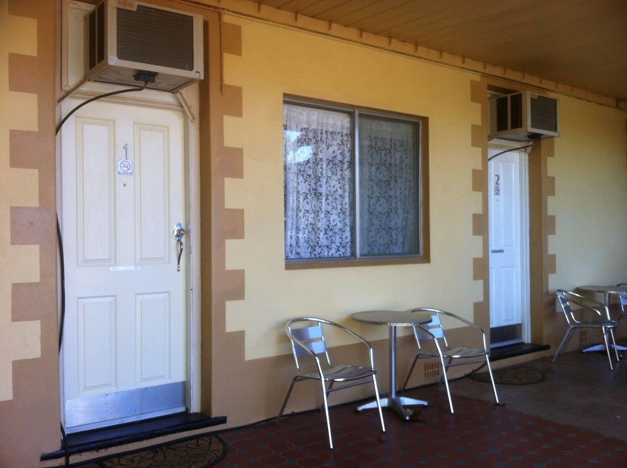 The Lodge Outback Motel Broken Hill Eksteriør bilde